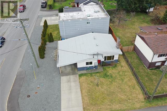1020 Nelson St, House detached with 5 bedrooms, 4 bathrooms and 6 parking in Nanaimo BC | Image 49