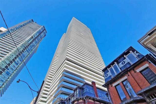 1802 - 50 Charles St E, Condo with 0 bedrooms, 1 bathrooms and 0 parking in Toronto ON | Image 1