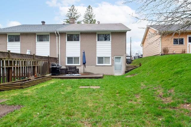 23b Davidson St, House detached with 2 bedrooms, 2 bathrooms and 4 parking in Barrie ON | Image 22