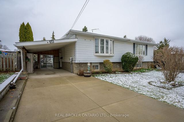 48 Townline Rd W, House semidetached with 2 bedrooms, 2 bathrooms and 6 parking in St. Catharines ON | Image 1