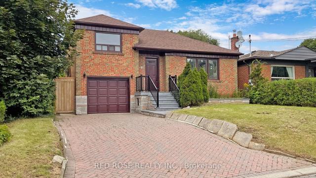 120 Harlandale Ave, House detached with 3 bedrooms, 3 bathrooms and 5 parking in Toronto ON | Image 12