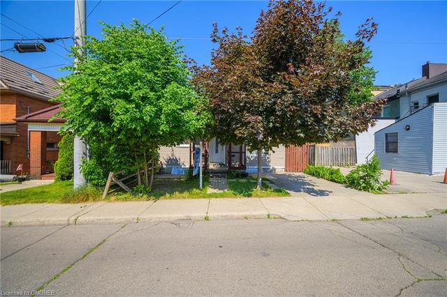 68 Ray Street S, House detached with 2 bedrooms, 1 bathrooms and 1 parking in Hamilton ON | Image 21