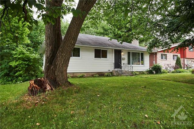 1468 Kilborn Avenue, House detached with 3 bedrooms, 1 bathrooms and 2 parking in Ottawa ON | Image 27