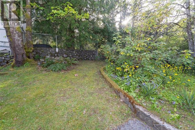 2441 Sooke Rd, House detached with 3 bedrooms, 3 bathrooms and 5 parking in Colwood BC | Image 28