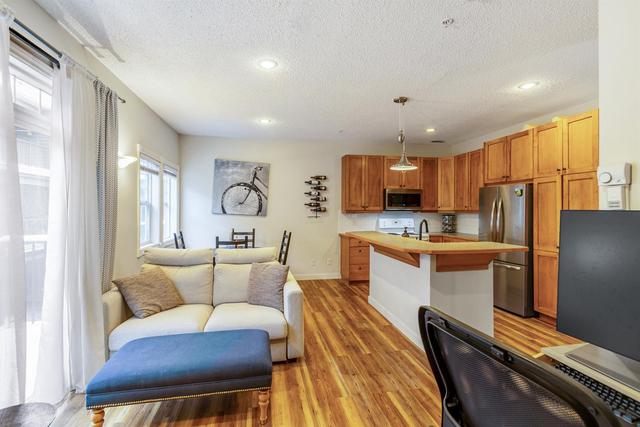 111 - 112 14 Avenue Se, Home with 1 bedrooms, 1 bathrooms and 2 parking in Calgary AB | Image 1