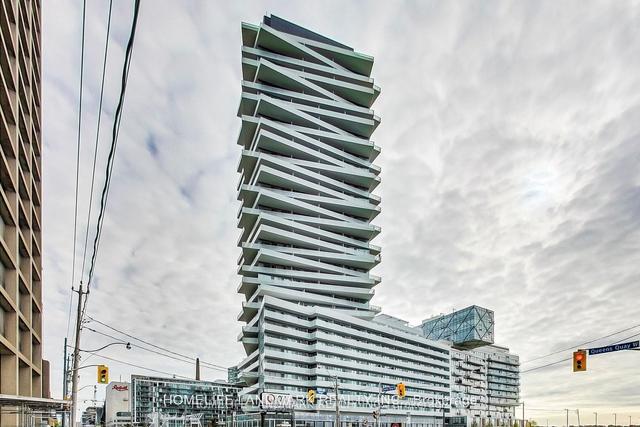 621 - 15 Queens Quay E, Condo with 1 bedrooms, 1 bathrooms and 0 parking in Toronto ON | Image 1