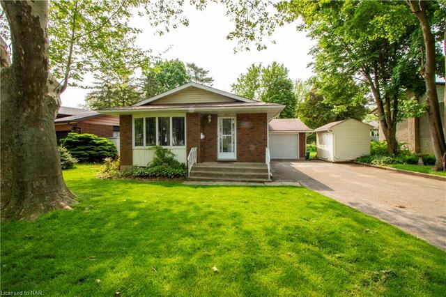 5850 Hillcrest Crescent, House detached with 3 bedrooms, 2 bathrooms and null parking in Niagara Falls ON | Image 23