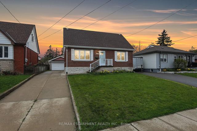 490 Rosseau Rd, House detached with 3 bedrooms, 3 bathrooms and 5 parking in Hamilton ON | Image 30