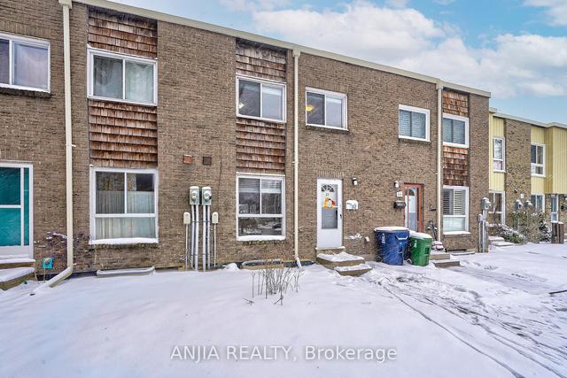 32 Thorny Vineway, Townhouse with 3 bedrooms, 3 bathrooms and 1 parking in Toronto ON | Image 23