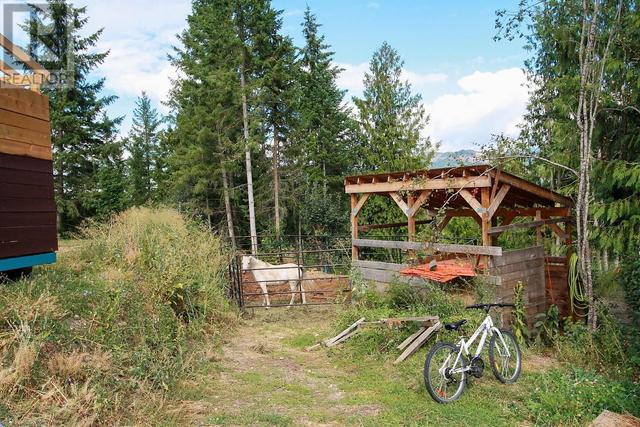 30 Valecairn Road, House other with 3 bedrooms, 2 bathrooms and 3 parking in North Okanagan F BC | Image 39