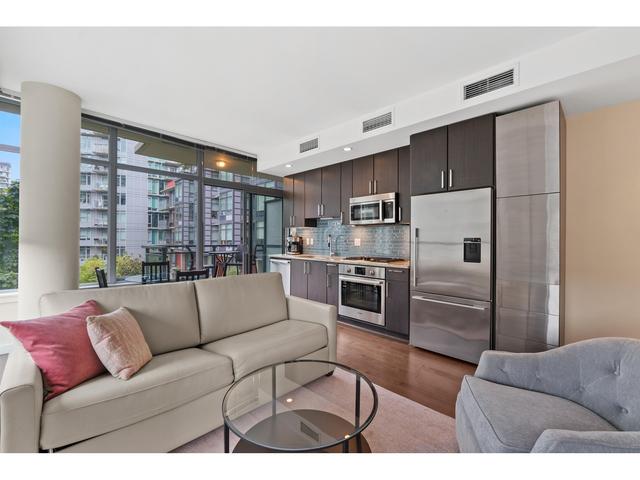 304 - 38 W 1st Avenue, Condo with 1 bedrooms, 1 bathrooms and null parking in Vancouver BC | Card Image