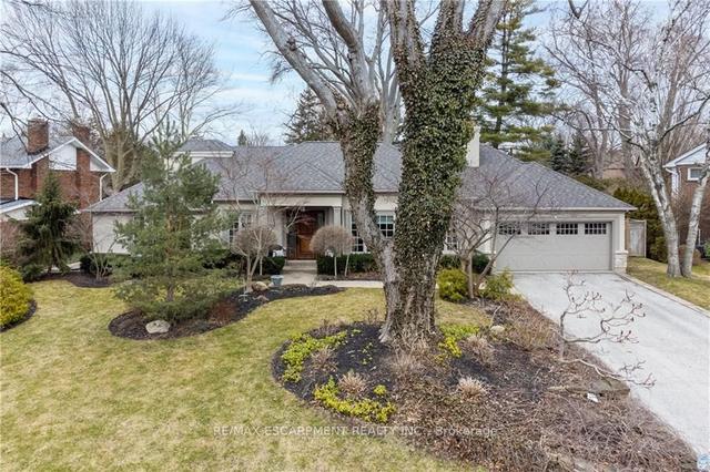 1315 Cleaver Dr, House detached with 4 bedrooms, 5 bathrooms and 6 parking in Oakville ON | Image 1