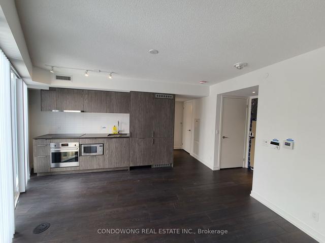 811 - 60 Shuter St, Condo with 1 bedrooms, 1 bathrooms and 0 parking in Toronto ON | Image 5