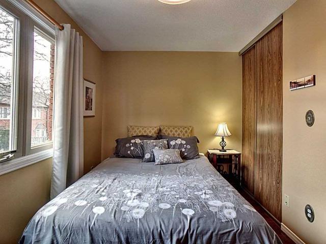 111 - 895 Maple Ave, Townhouse with 2 bedrooms, 2 bathrooms and 2 parking in Burlington ON | Image 7