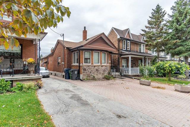 195 Rosemount Ave, House detached with 3 bedrooms, 2 bathrooms and 2 parking in Toronto ON | Image 16