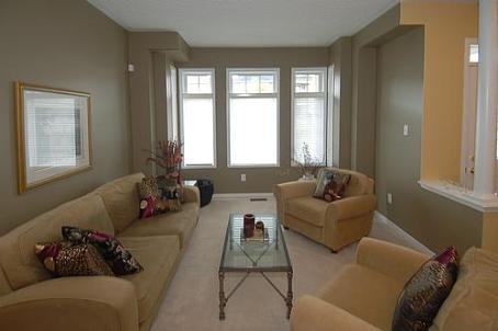 3637 Jorie Cres, House detached with 4 bedrooms, 3 bathrooms and 2 parking in Mississauga ON | Image 2