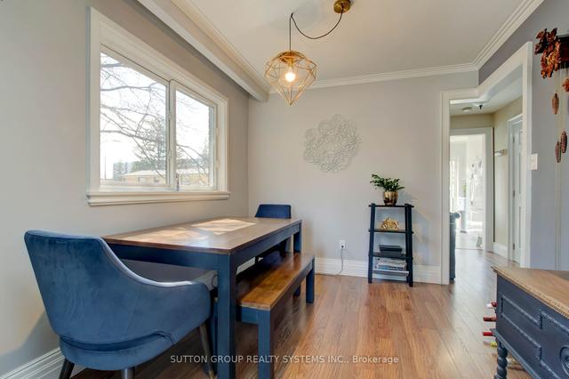 14 Louisa St, House semidetached with 3 bedrooms, 3 bathrooms and 3 parking in Toronto ON | Image 40