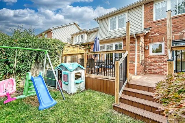 2442 Wooden Hill Circ, House attached with 3 bedrooms, 3 bathrooms and 2 parking in Oakville ON | Image 24