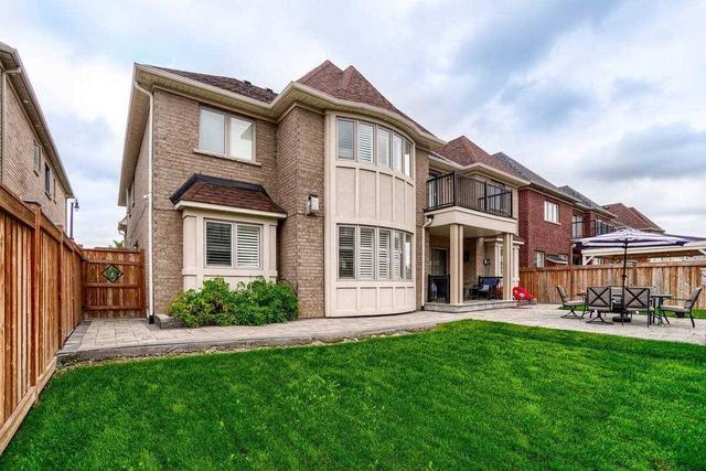 10 Rhapsody Cres, House detached with 5 bedrooms, 7 bathrooms and 6 parking in Brampton ON | Image 33
