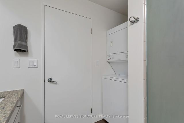 lph18 - 1 Shaw St, Condo with 2 bedrooms, 2 bathrooms and 1 parking in Toronto ON | Image 7