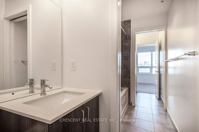 210 - 7 Kenaston Gdns, Condo with 1 bedrooms, 2 bathrooms and 1 parking in Toronto ON | Image 11