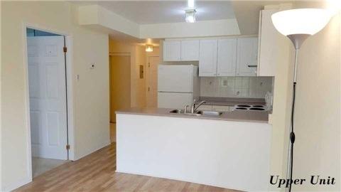 (upper) - 2351 Kennedy Rd, Condo with 1 bedrooms, 1 bathrooms and 1 parking in Toronto ON | Image 3