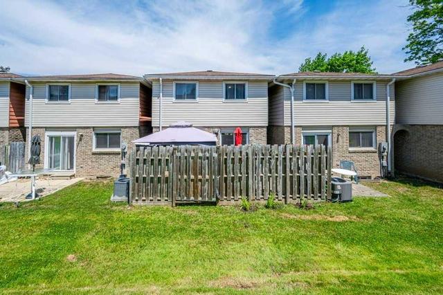 e - 304 Bluevale St, Condo with 3 bedrooms, 2 bathrooms and 2 parking in Waterloo ON | Image 29