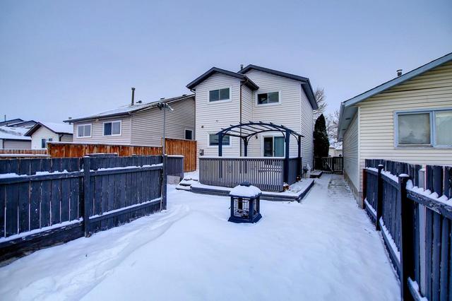 4355 38 Street Ne, House detached with 3 bedrooms, 1 bathrooms and 1 parking in Calgary AB | Image 41