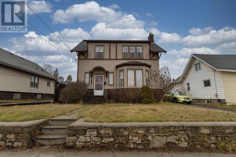 316 River St, Thunder Bay, ON, P7A3R2 | Card Image