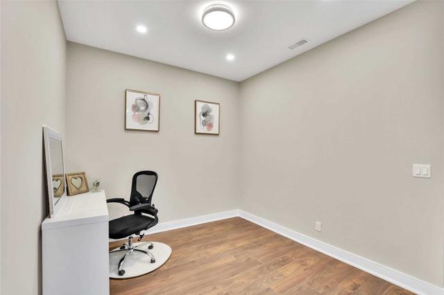 613 - 150 Main St W, Condo with 1 bedrooms, 2 bathrooms and 0 parking in Hamilton ON | Image 5