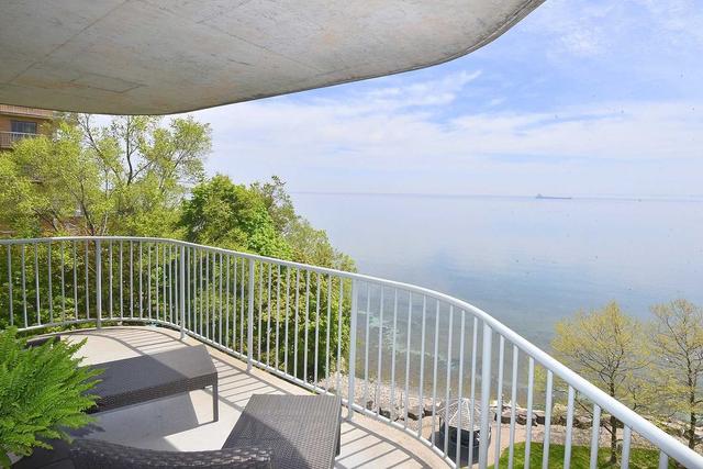 604 - 2190 Lakeshore Rd, Condo with 2 bedrooms, 2 bathrooms and 2 parking in Burlington ON | Image 26