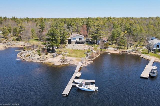 27142 Georgian Bay Shore, House detached with 3 bedrooms, 1 bathrooms and null parking in Georgian Bay ON | Image 1
