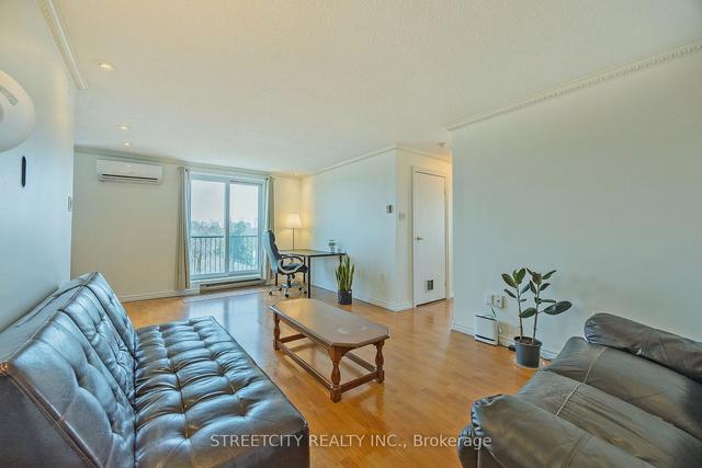 701 - 986 Huron St, Condo with 2 bedrooms, 1 bathrooms and 1 parking in London ON | Image 3