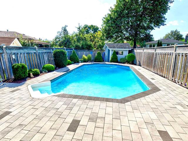 775 Eaglemount Cres, House semidetached with 3 bedrooms, 2 bathrooms and 4 parking in Mississauga ON | Image 28