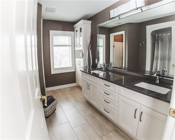 12 University Circ, House detached with 4 bedrooms, 4 bathrooms and 4 parking in St. Catharines ON | Image 17
