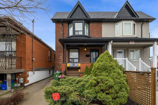 248 Nairn Ave, House semidetached with 3 bedrooms, 2 bathrooms and 2 parking in Toronto ON | Image 1