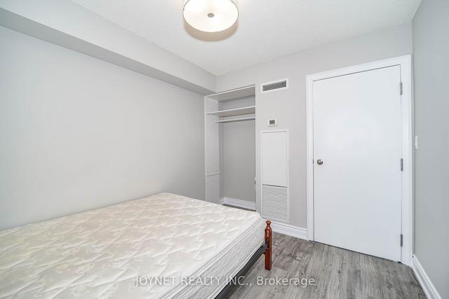 516 - 10 Capreol Crt, Condo with 1 bedrooms, 1 bathrooms and 0 parking in Toronto ON | Image 10