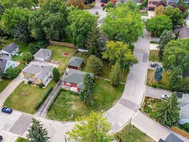 940 The Greenway Way, House detached with 2 bedrooms, 1 bathrooms and 5 parking in Mississauga ON | Image 12