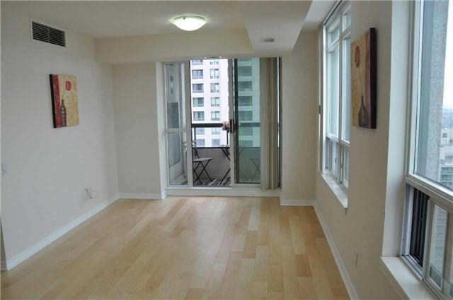 2207 - 8 Hillcrest Ave, Condo with 2 bedrooms, 2 bathrooms and 1 parking in Toronto ON | Image 12