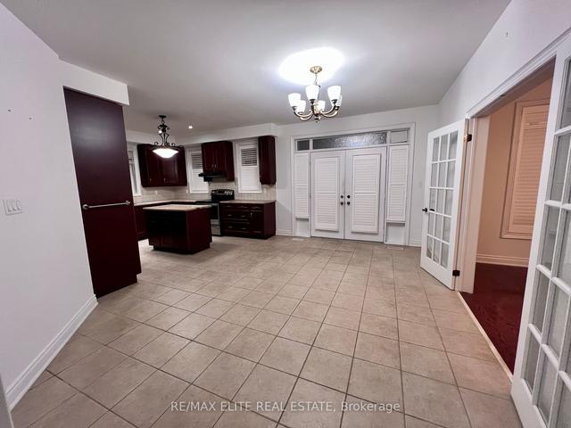 56 Woodvalley Cres, House detached with 4 bedrooms, 5 bathrooms and 6 parking in Vaughan ON | Image 12