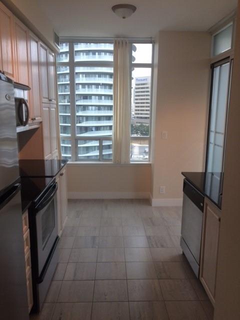 809 - 80 Absolute Ave, Condo with 2 bedrooms, 2 bathrooms and 1 parking in Mississauga ON | Image 25