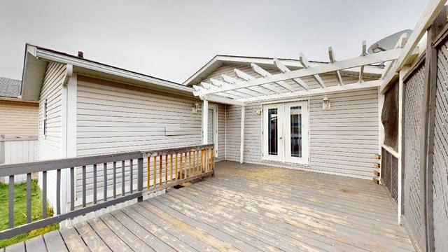 553 Mckinlay Crescent, House detached with 3 bedrooms, 2 bathrooms and 3 parking in Wood Buffalo AB | Image 17