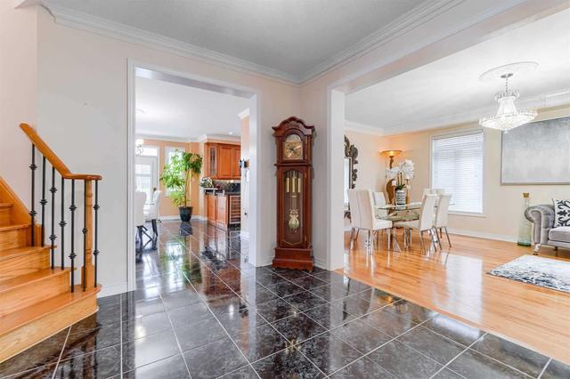 122 Valleycreek Dr, House detached with 4 bedrooms, 5 bathrooms and 7 parking in Brampton ON | Image 25