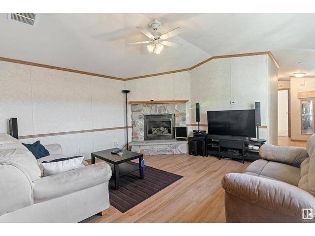 19 - 6016 Willow Dr, Home with 3 bedrooms, 2 bathrooms and null parking in Boyle AB | Image 10