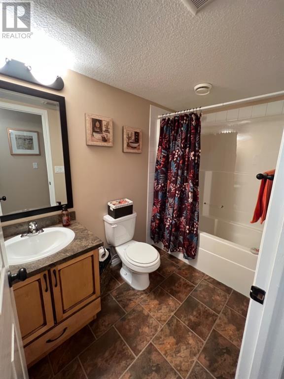 8625 118 Avenue, House detached with 5 bedrooms, 3 bathrooms and 4 parking in Grande Prairie AB | Image 28