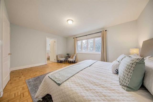 18 Preakness Dr, House semidetached with 4 bedrooms, 4 bathrooms and 2 parking in Toronto ON | Image 16