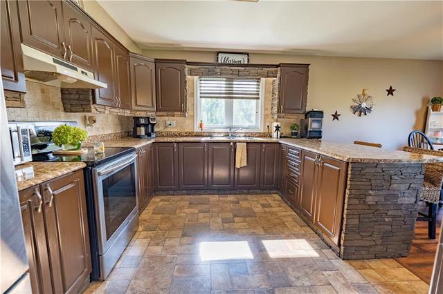 13401 County Road 2 Road, House detached with 4 bedrooms, 2 bathrooms and 50 parking in South Dundas ON | Image 5