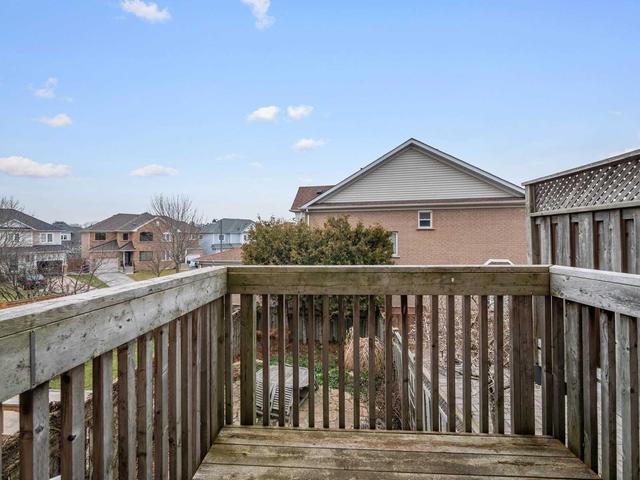 80 Lakeridge Dr, House attached with 3 bedrooms, 3 bathrooms and 3 parking in Toronto ON | Image 29