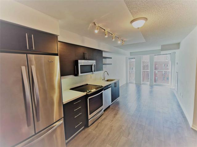 808 - 400 Adelaide St E, Condo with 1 bedrooms, 2 bathrooms and 0 parking in Toronto ON | Image 12