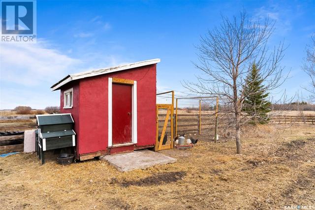 275 Qu'appelle Street, House detached with 4 bedrooms, 2 bathrooms and null parking in Qu'Appelle SK | Image 44